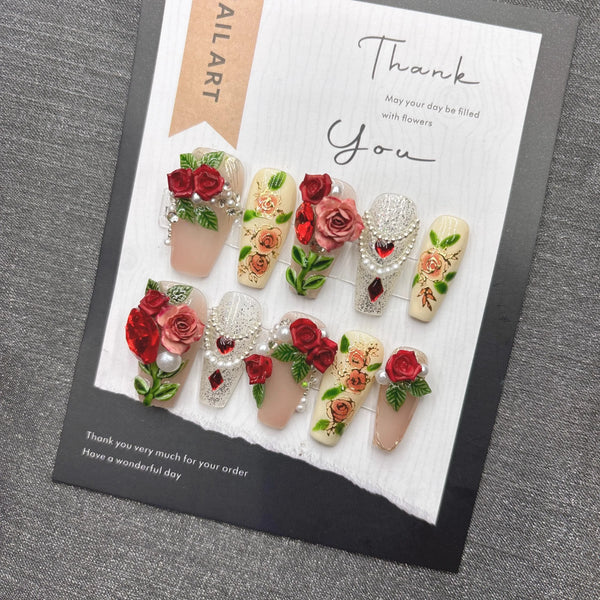Glamorous Pearl Handmade Nail Set